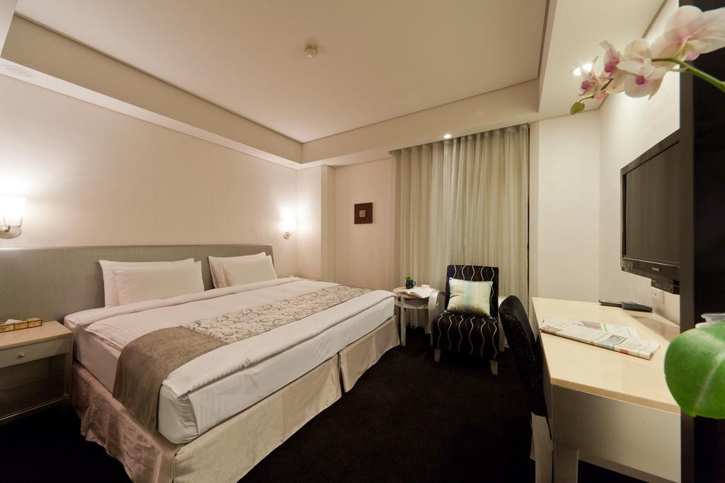 Harbor View Hotel Ťi-lung Pokoj fotografie